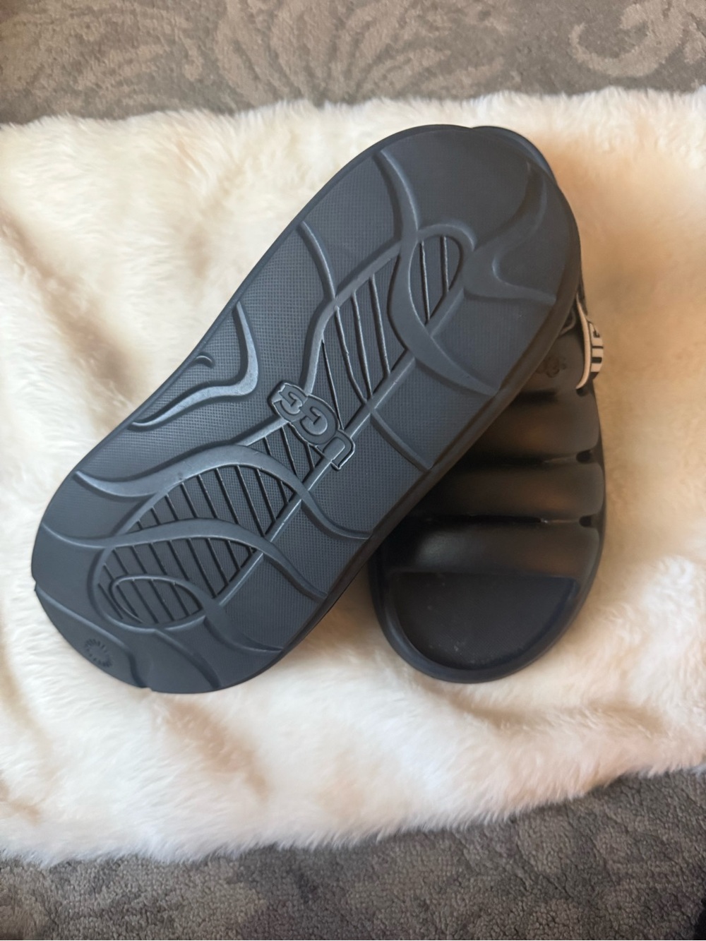 UGG Black Puffer Slide Sandals with White-Trim Straps - Picture 3 of 3